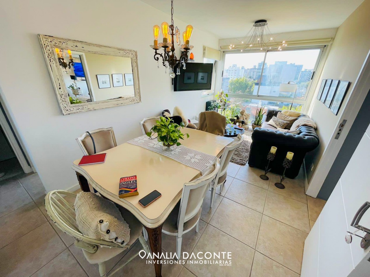 Semi piso moderno 3 amb con balcon y cochera cubierta en Macrocentro