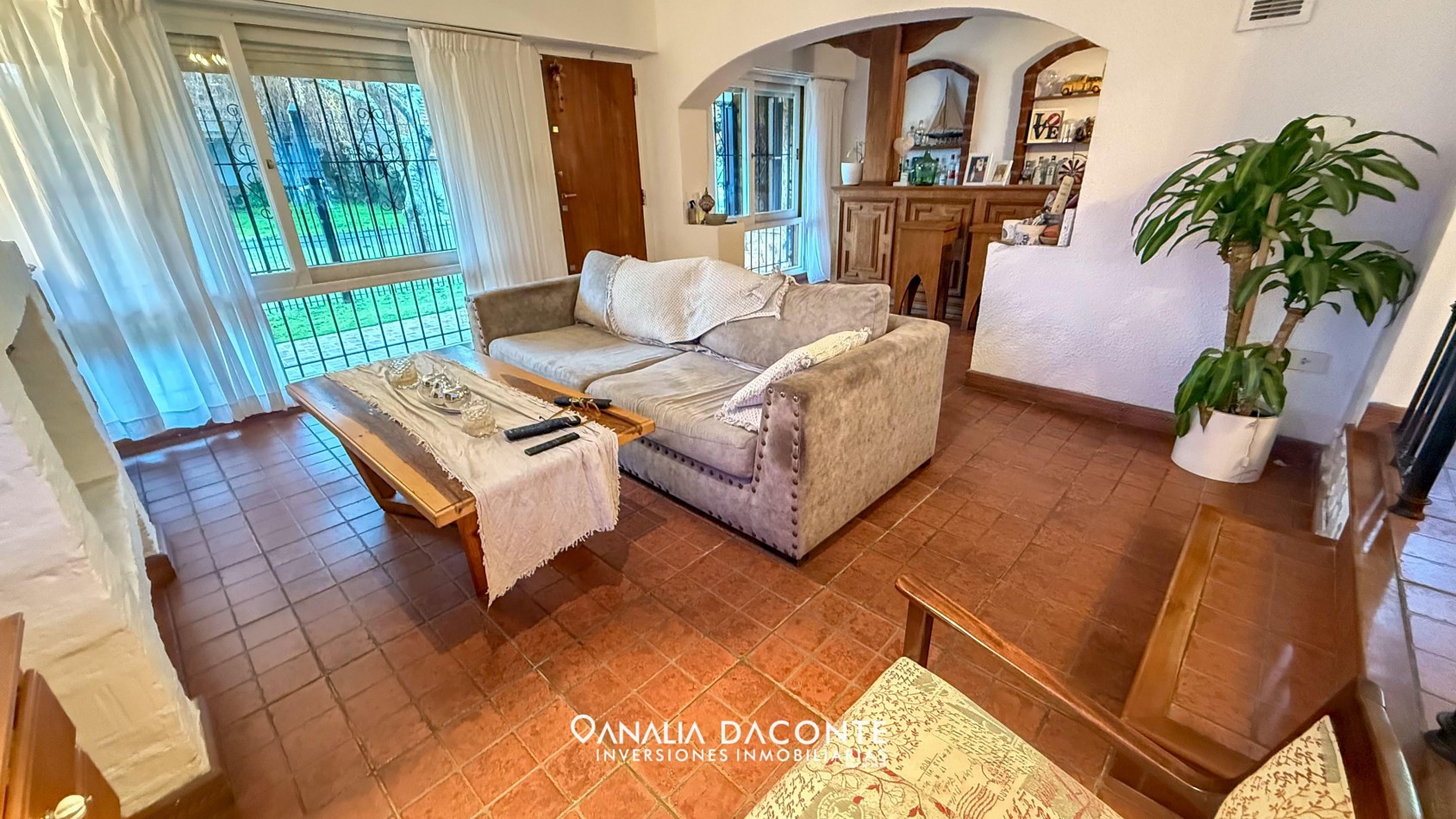 Chalet 4 ambientes en barrio Constitucion