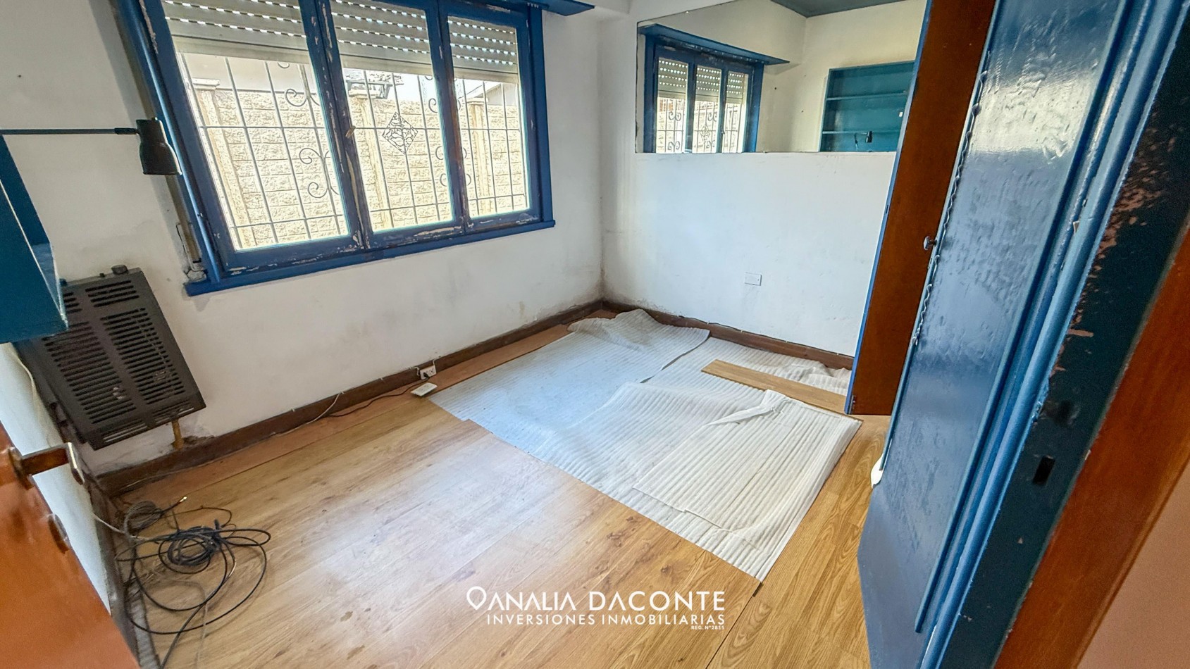 Bajo su valor!!! chalet 4 amb con garage y piscina,  en lo mejor del barrio Constitucion