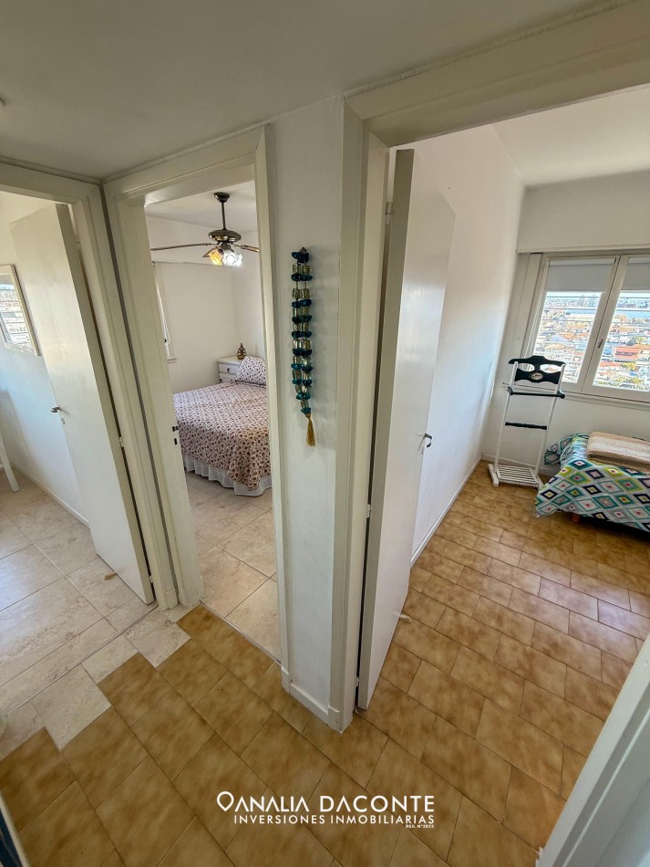 Excelente departamento 4 amb todo externo con cochera en zona Puerto