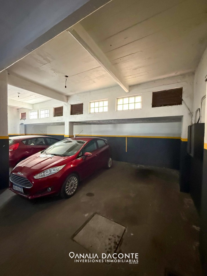 RESERVADA! Espacio de cochera A 200 metros PASEO ALDREY