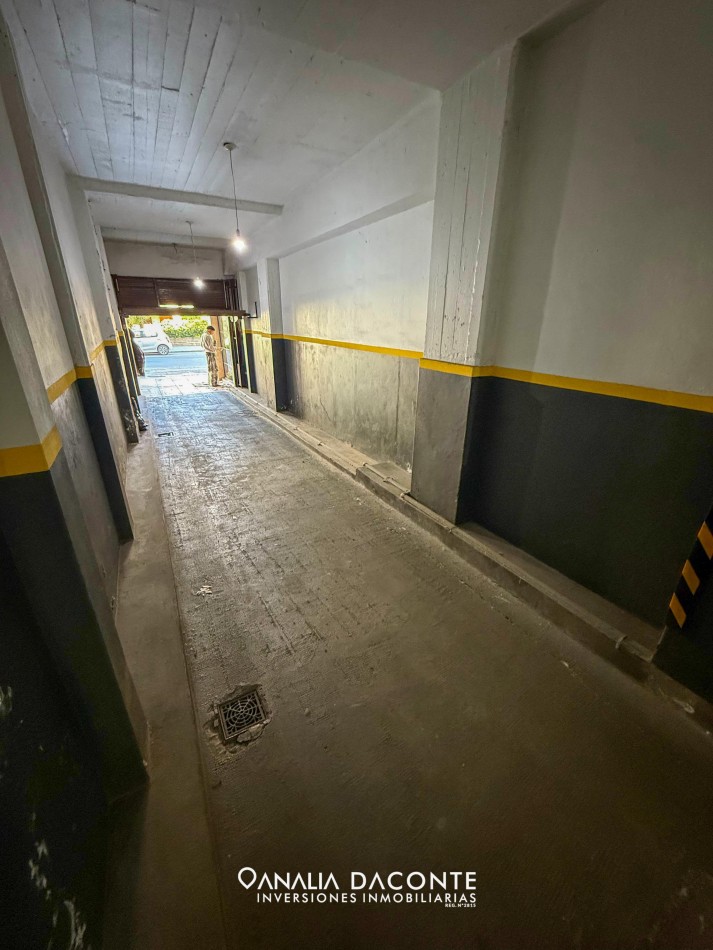 RESERVADA! Espacio de cochera A 200 metros PASEO ALDREY