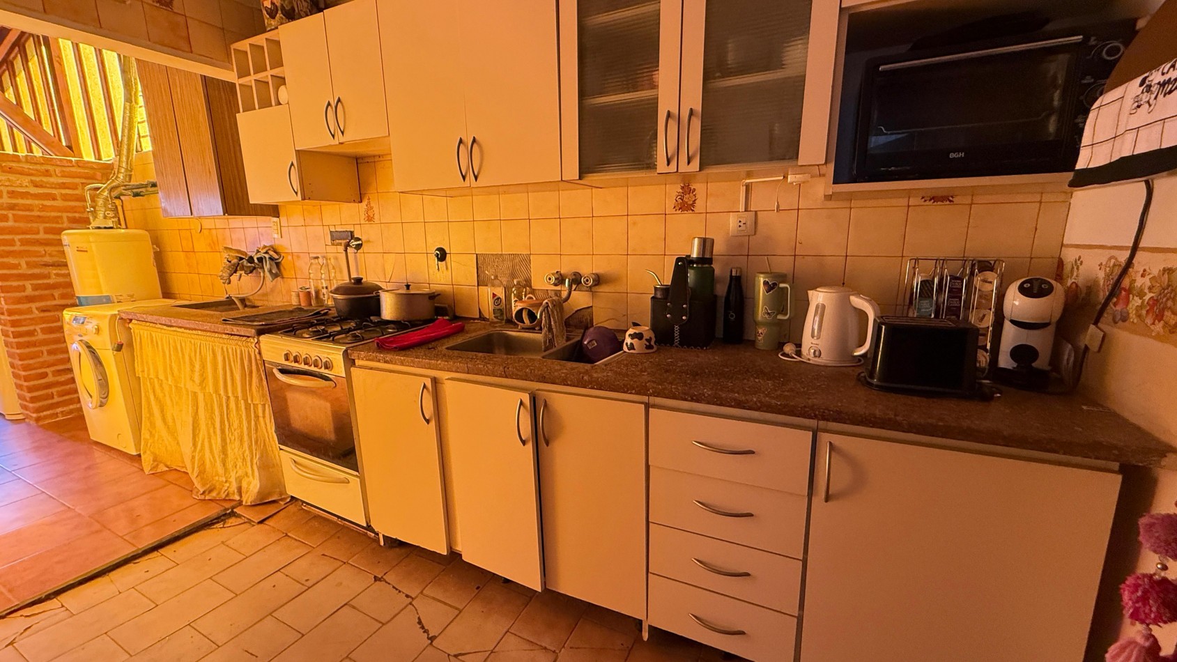 DUPLEX 4 AMBIENTES CON PARQUE Y QUINCHO EN SAN JERONIMO