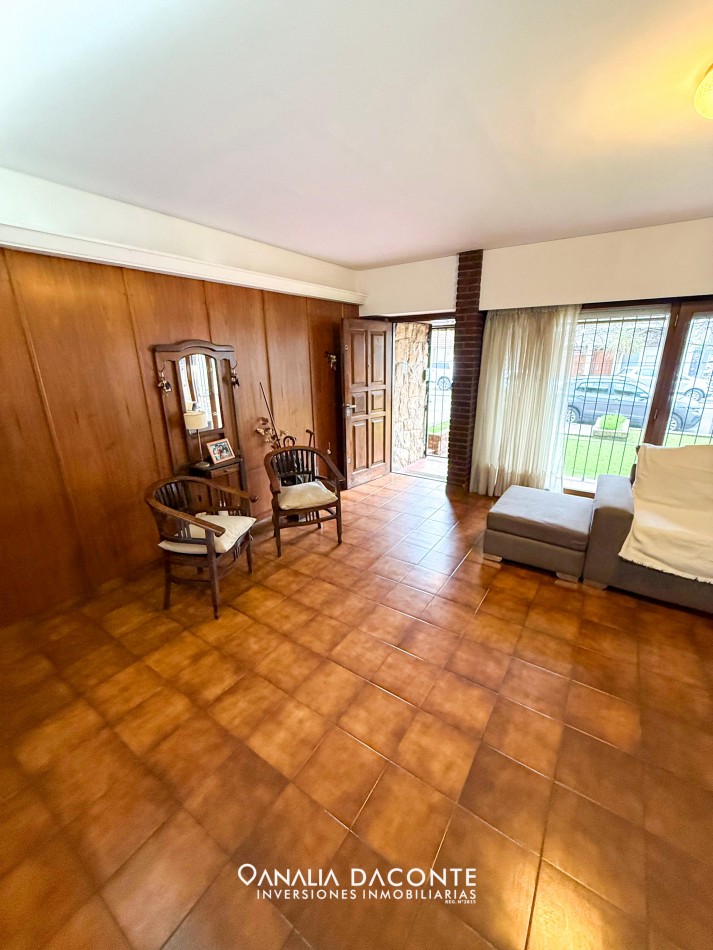 BAJO SU VALOR!! GRAN CHALET 5 AMB EN ALBERTI AL 4000