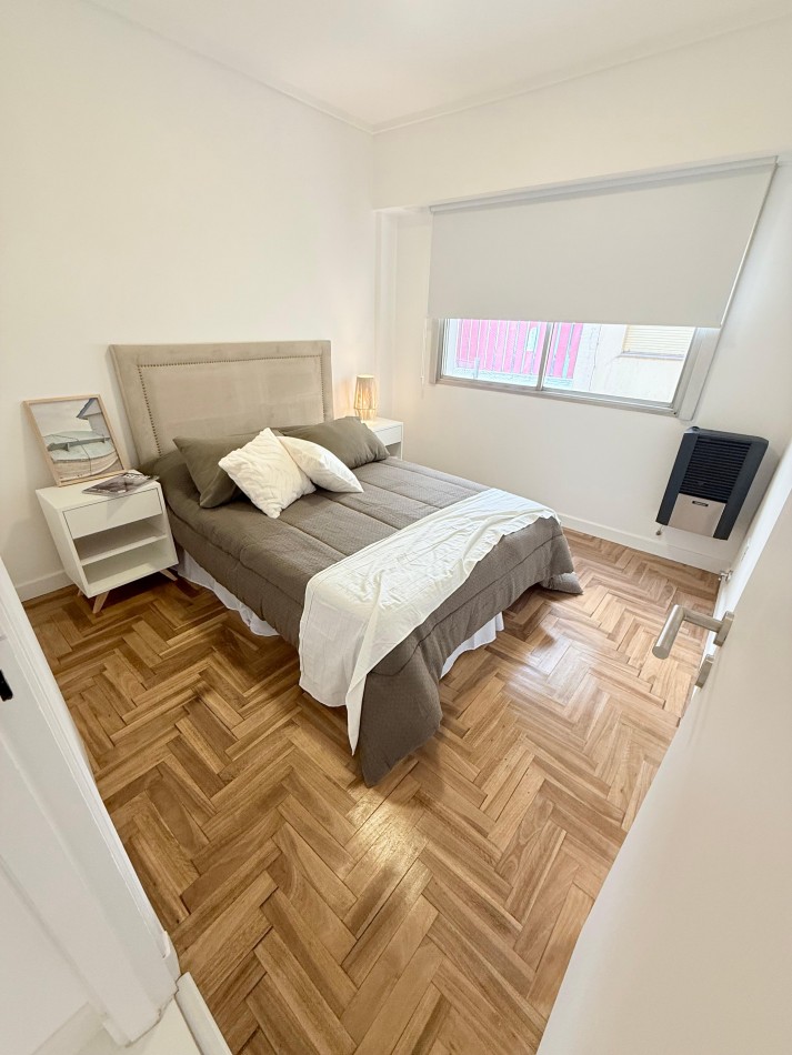 RESERVADO!! DEPTO 2 amb centrico con balcon reciclado y equipado a nuevo! 