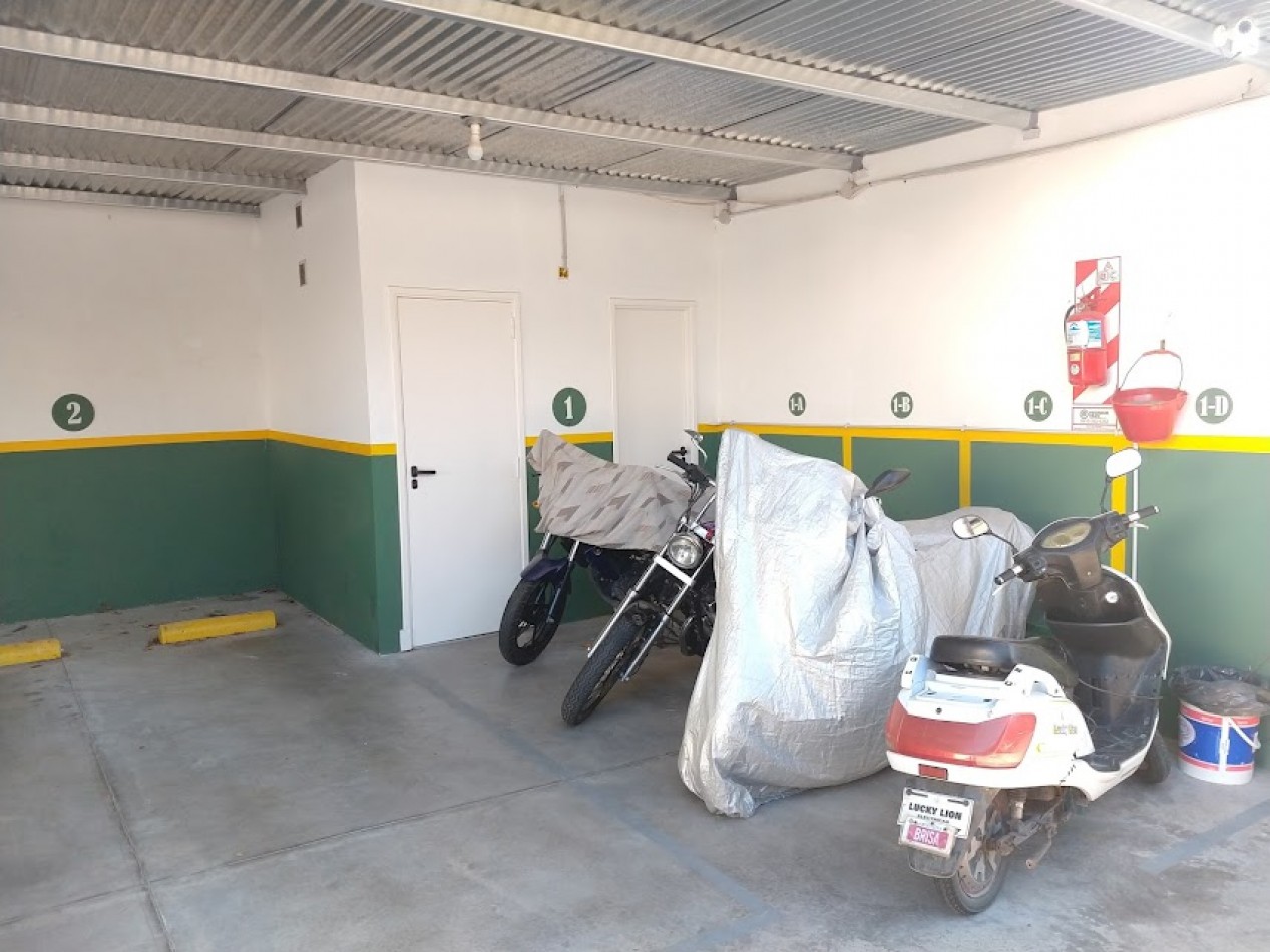 Cocheras  sobre dos lotes con excelente renta barrio San juan