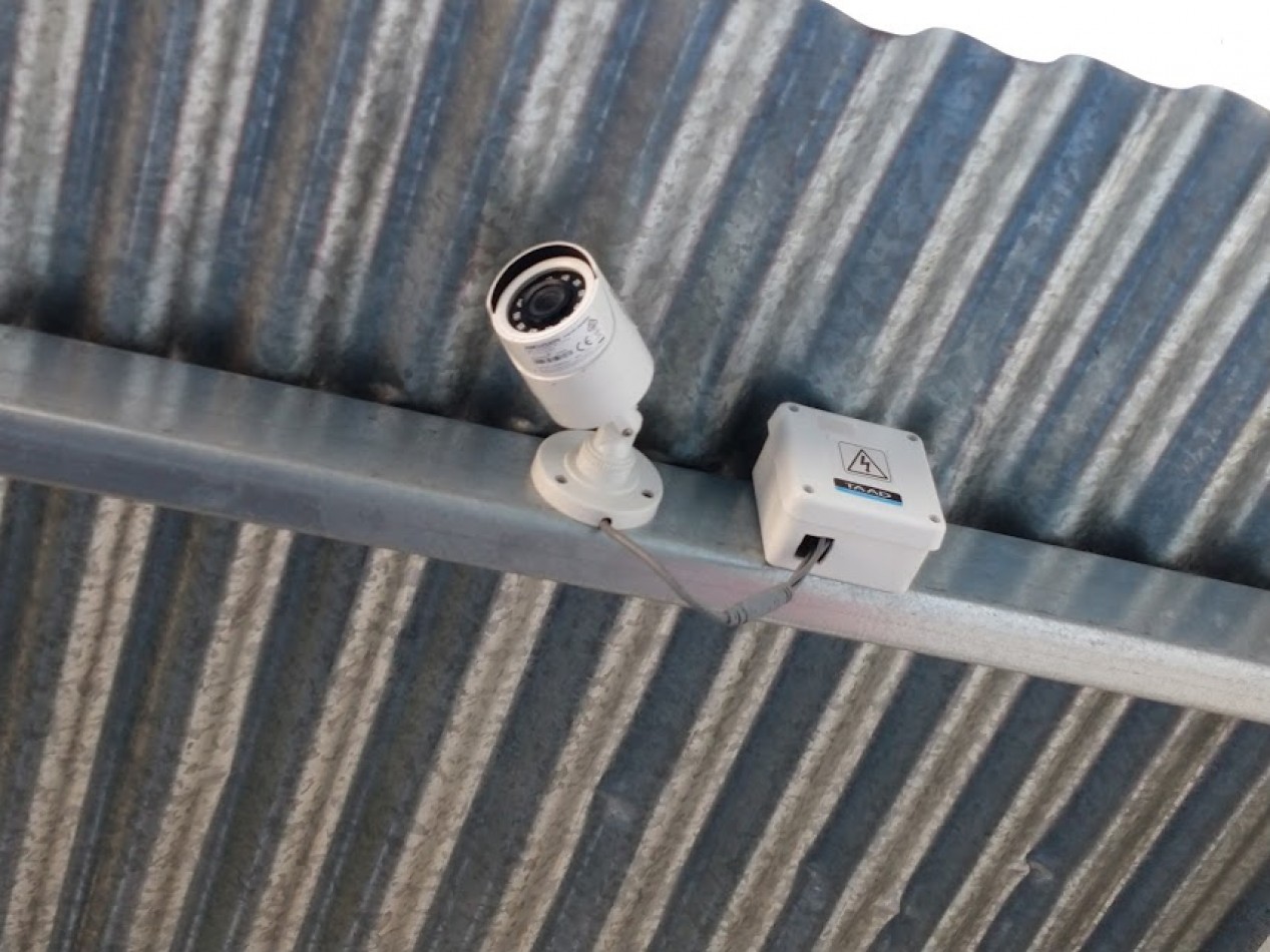 Cocheras  sobre dos lotes con excelente renta barrio San juan