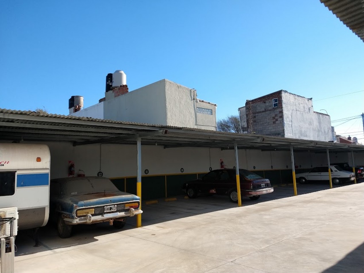 Cocheras  sobre dos lotes con excelente renta barrio San juan