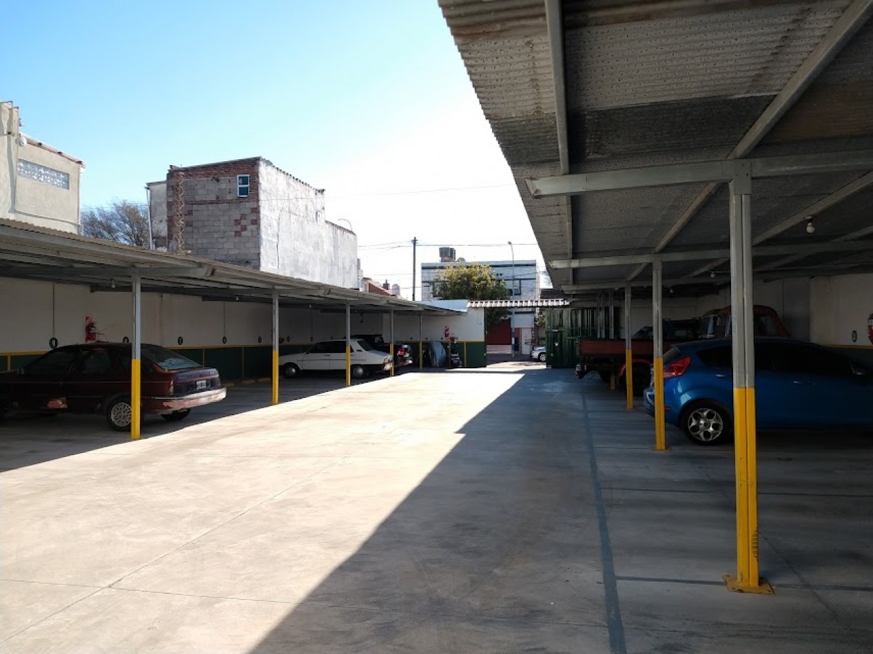 Cocheras  sobre dos lotes con excelente renta barrio San juan