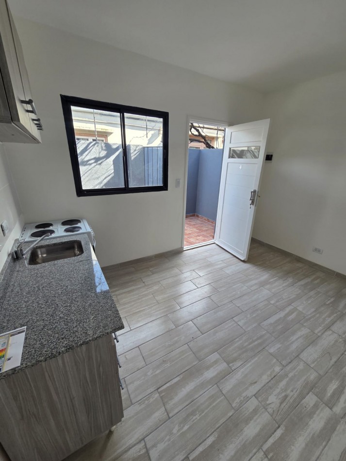 COMPLEJO DE PH DE 1, 2 Y 3 AMB A ESTRENAR! FALUCHO AL 4500