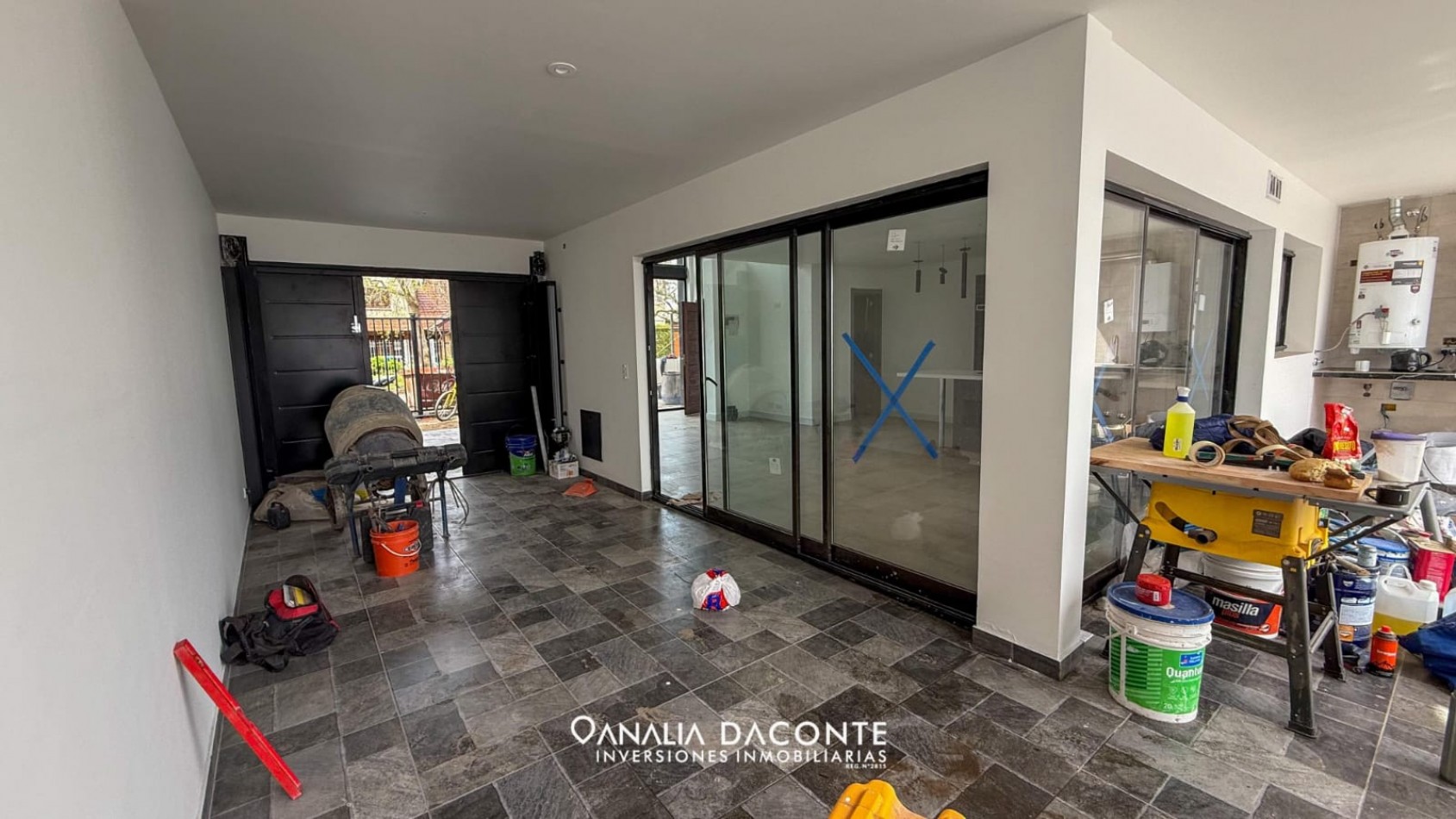 RESERVADA!!!!CASA ADOSADA 4 AMB CON PARQUE Y PISCINA. SAN JERONIMO