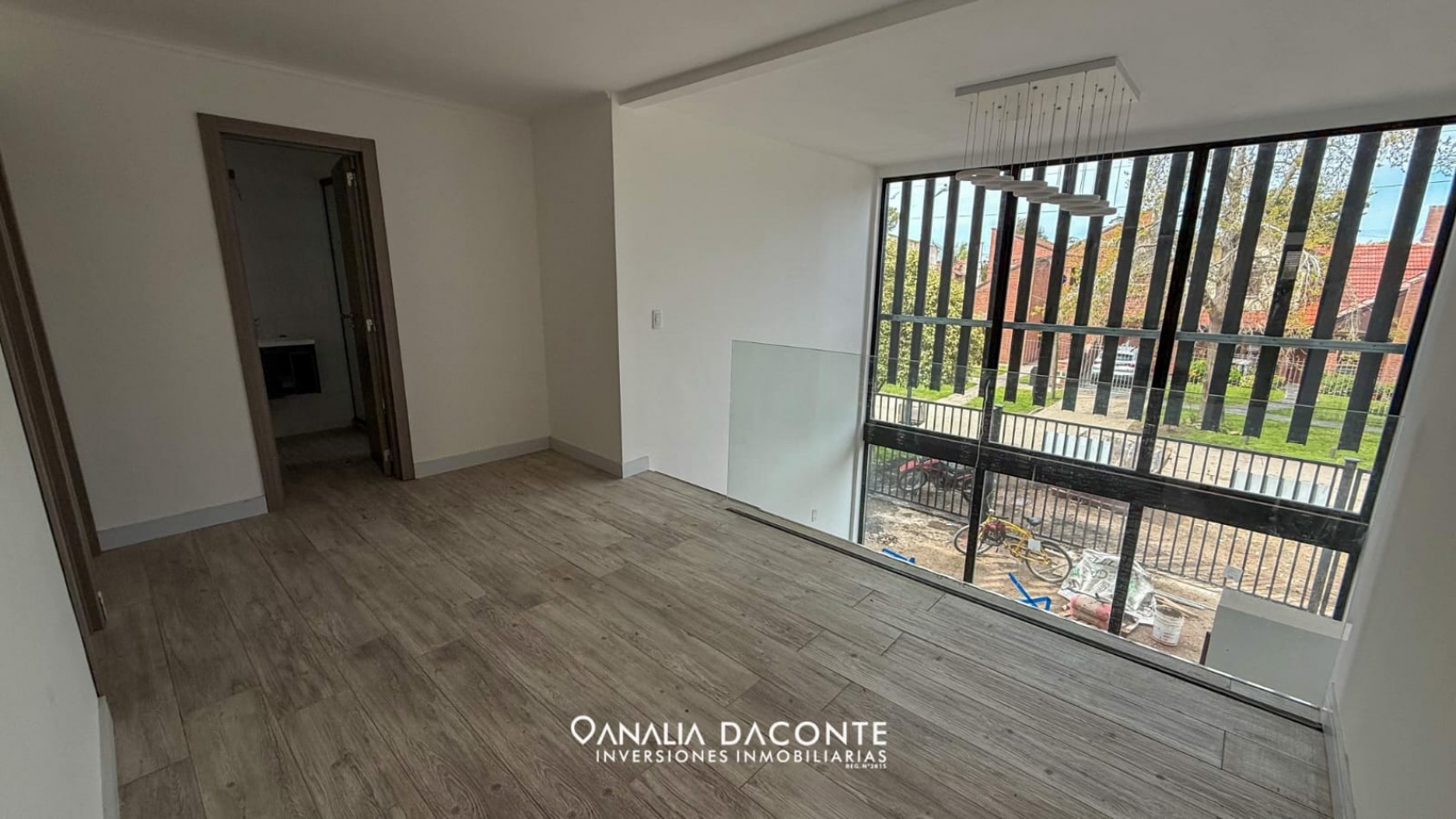 RESERVADA!!!!CASA ADOSADA 4 AMB CON PARQUE Y PISCINA. SAN JERONIMO