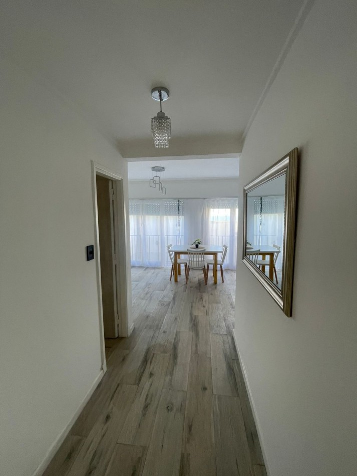 BAJO SU VALOR!! .Departamento 2 ambientes muy amplio,  contrafrente ! Frente al Provincial!