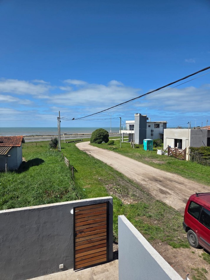 PHS TIPO DUPLEX 2 AMB FRENTE AL MAR EN SANTA CLARA