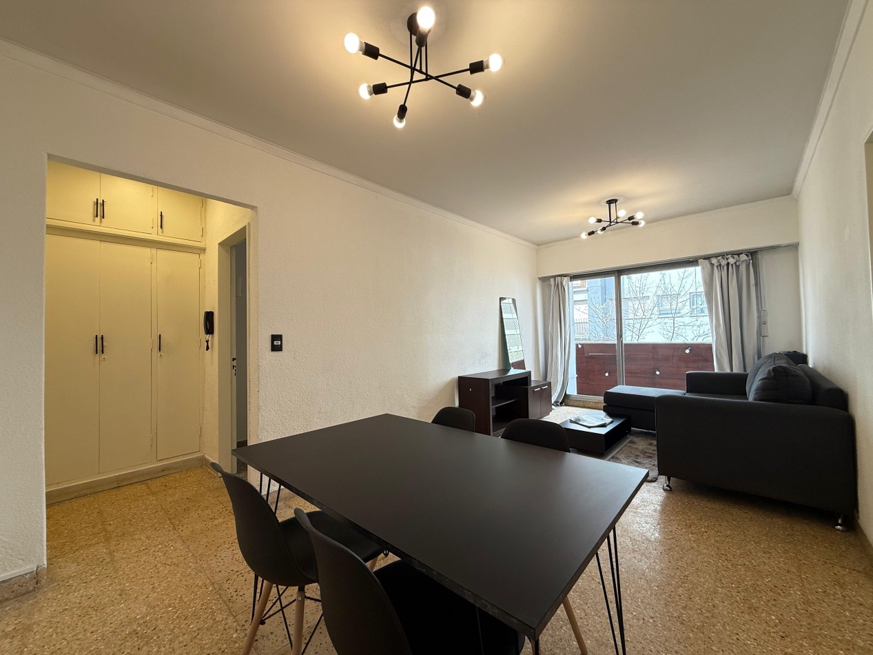 DEPTO 3 AMB CON BALCON TODO EXTERNO! CORRIENTES 1700