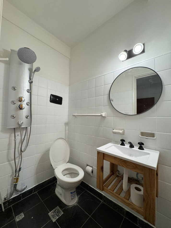 DEPTO 1 amb a la calle