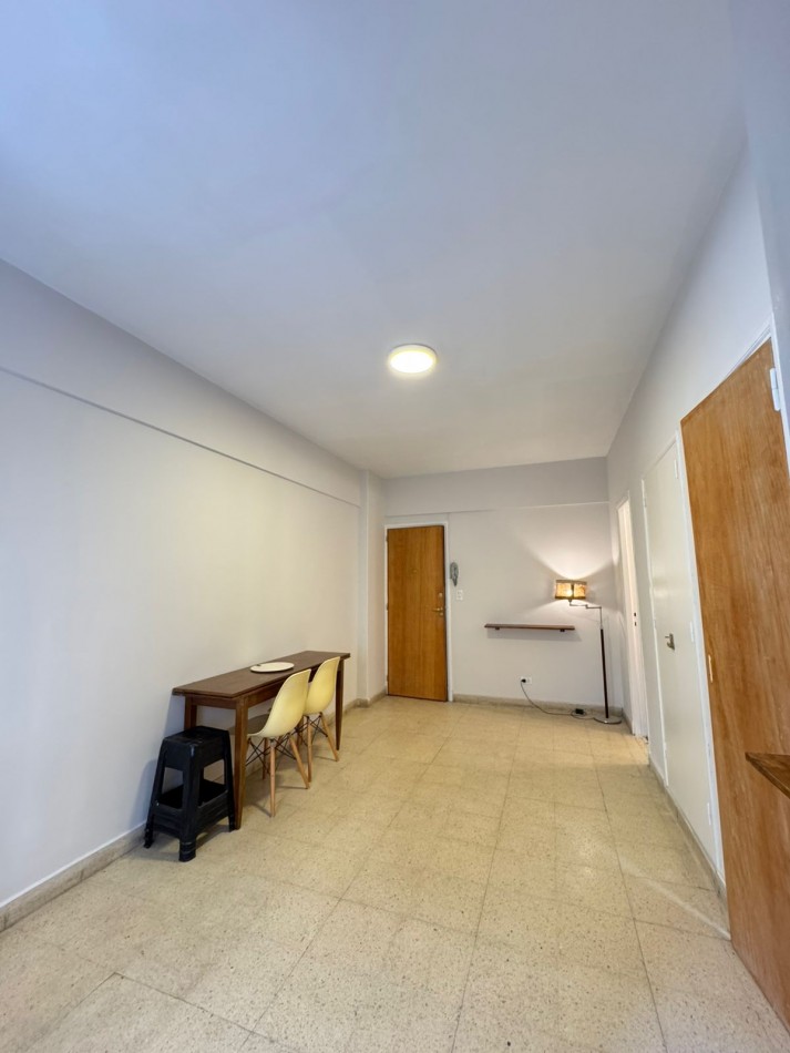 DEPTO 1 amb a la calle