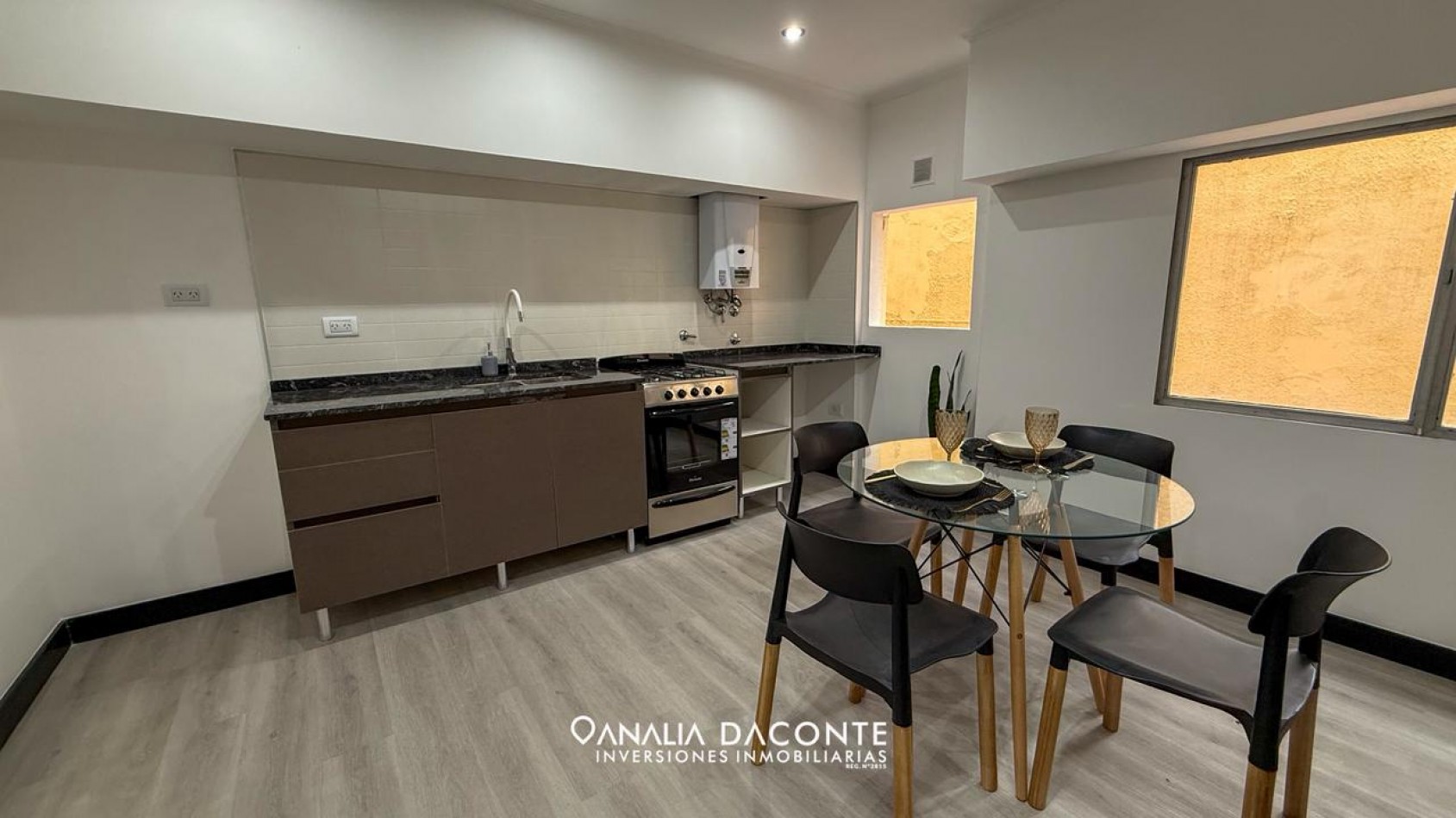 HERMOSO 2 AMB RECICLADO A METROS DEL MAR. EN LA PERLA!