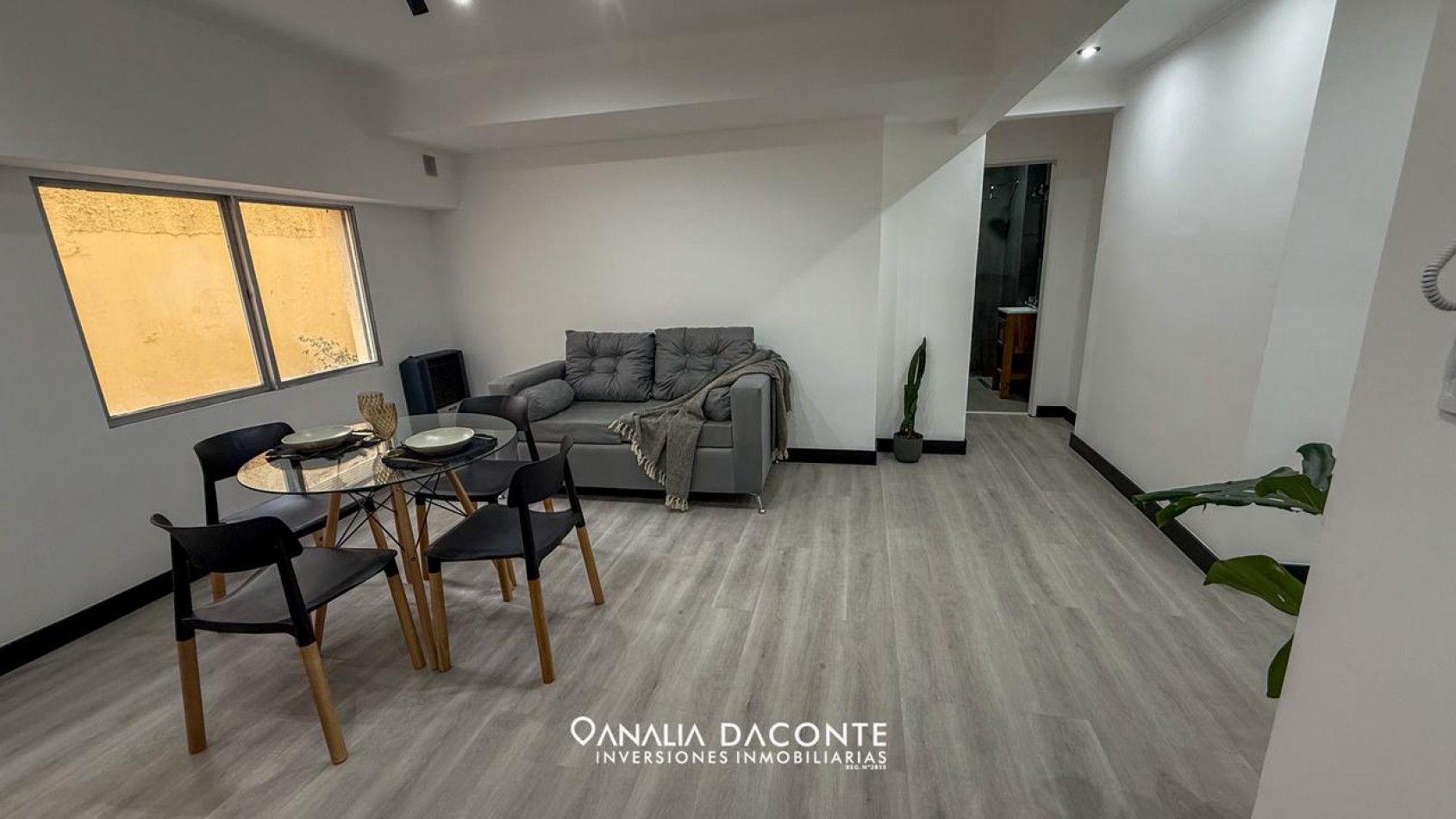 HERMOSO 2 AMB RECICLADO A METROS DEL MAR. EN LA PERLA!