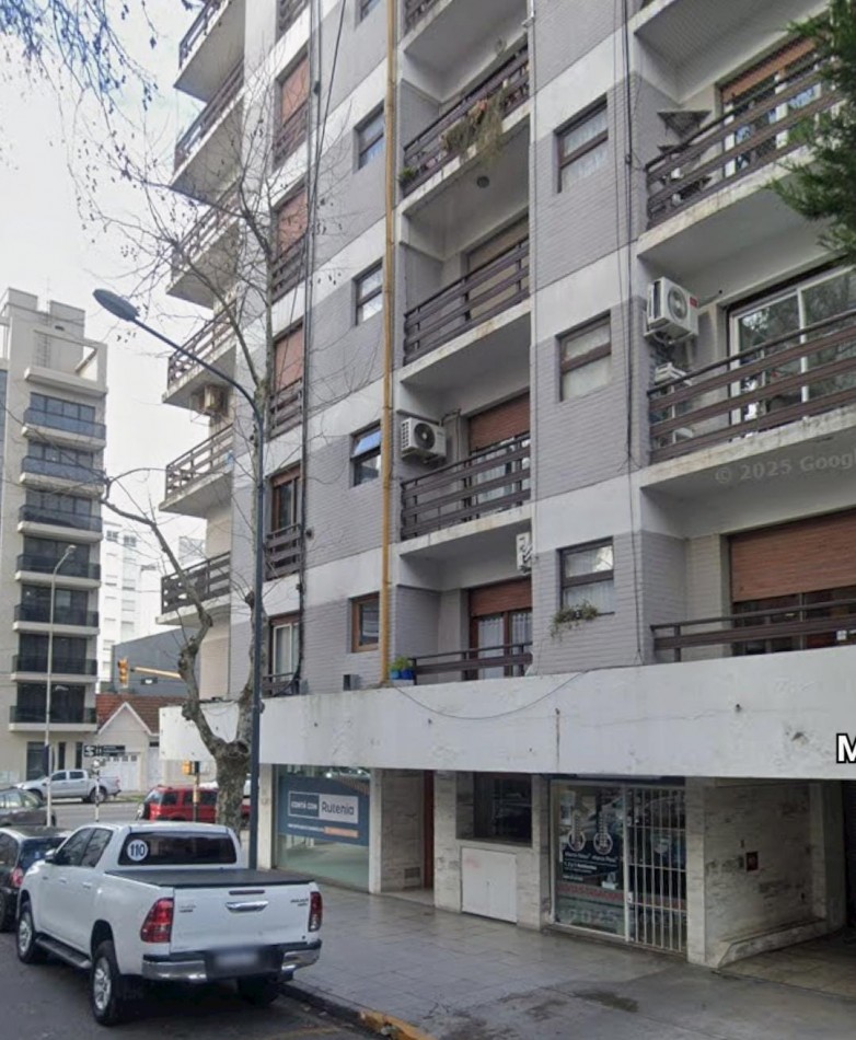 OFICINA EN VENTA A LA CALLE. MAIPU CASI AV. INDEPENDENCIA! BARRIO LA PERLA