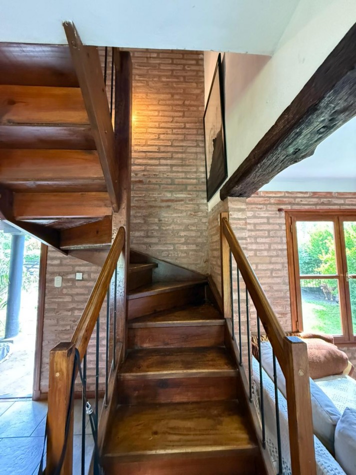 IMPECABLE CHALET 4 AMB CON GRAN PARQUE Y PISCINA!! LA ARMONIA