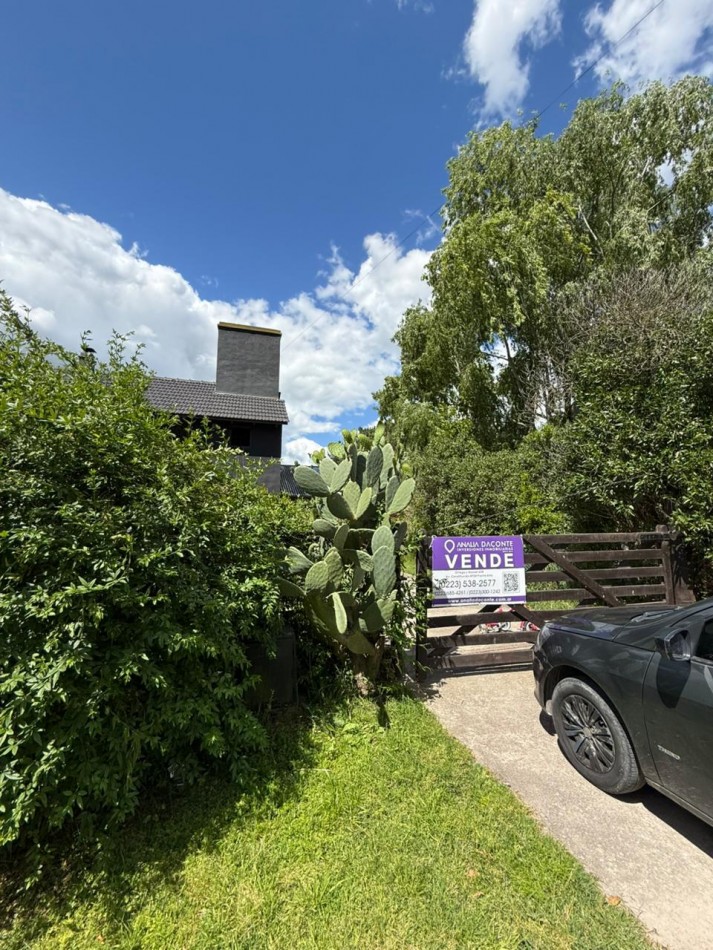 IMPECABLE CHALET 4 AMB CON GRAN PARQUE Y PISCINA!! LA ARMONIA