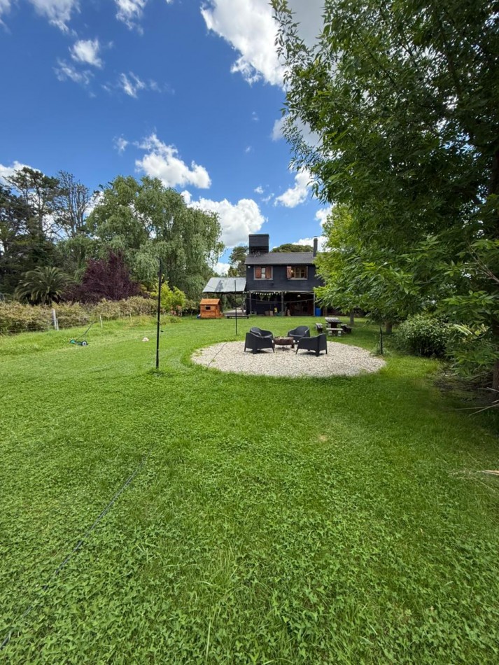 IMPECABLE CHALET 4 AMB CON GRAN PARQUE Y PISCINA!! LA ARMONIA