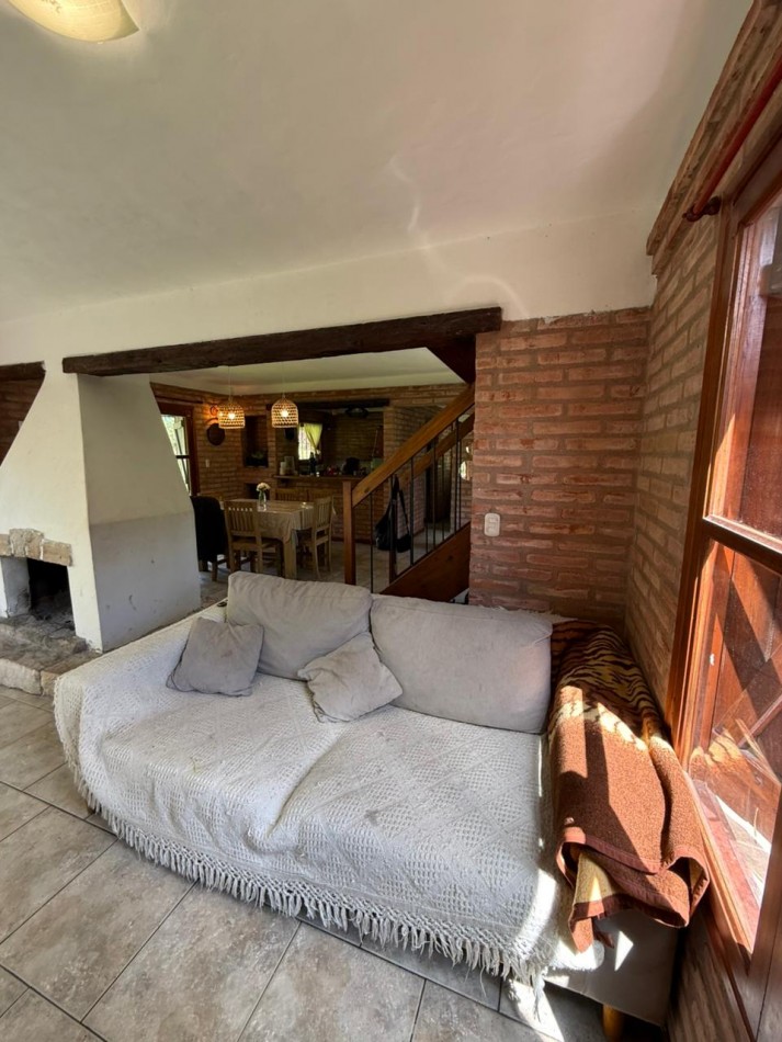 IMPECABLE CHALET 4 AMB CON GRAN PARQUE Y PISCINA!! LA ARMONIA