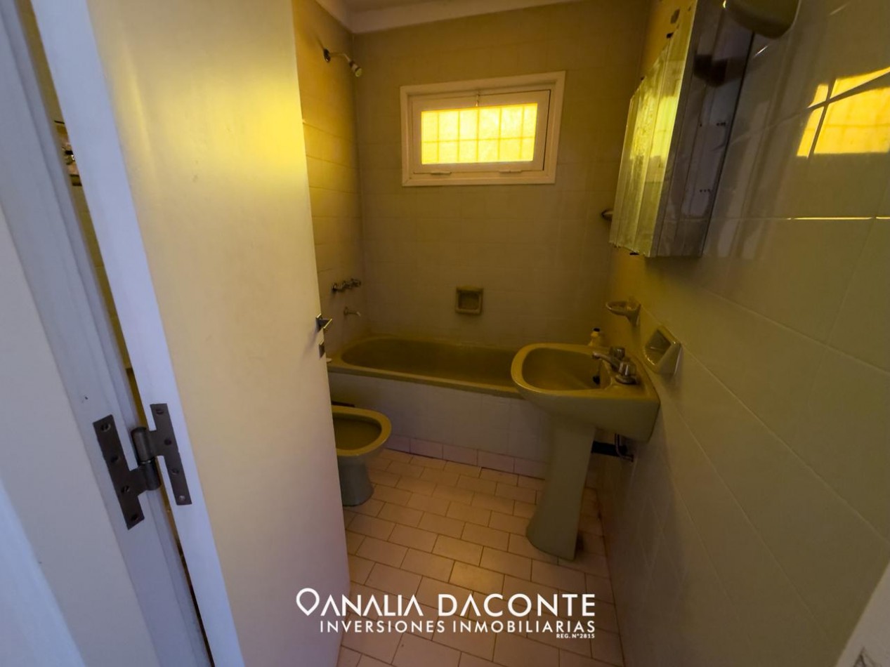 DUPLEX DOS AMB CON COCHERA EN COMPLEJO CON PILETA Y QUINCHO! PARQUE LURO!