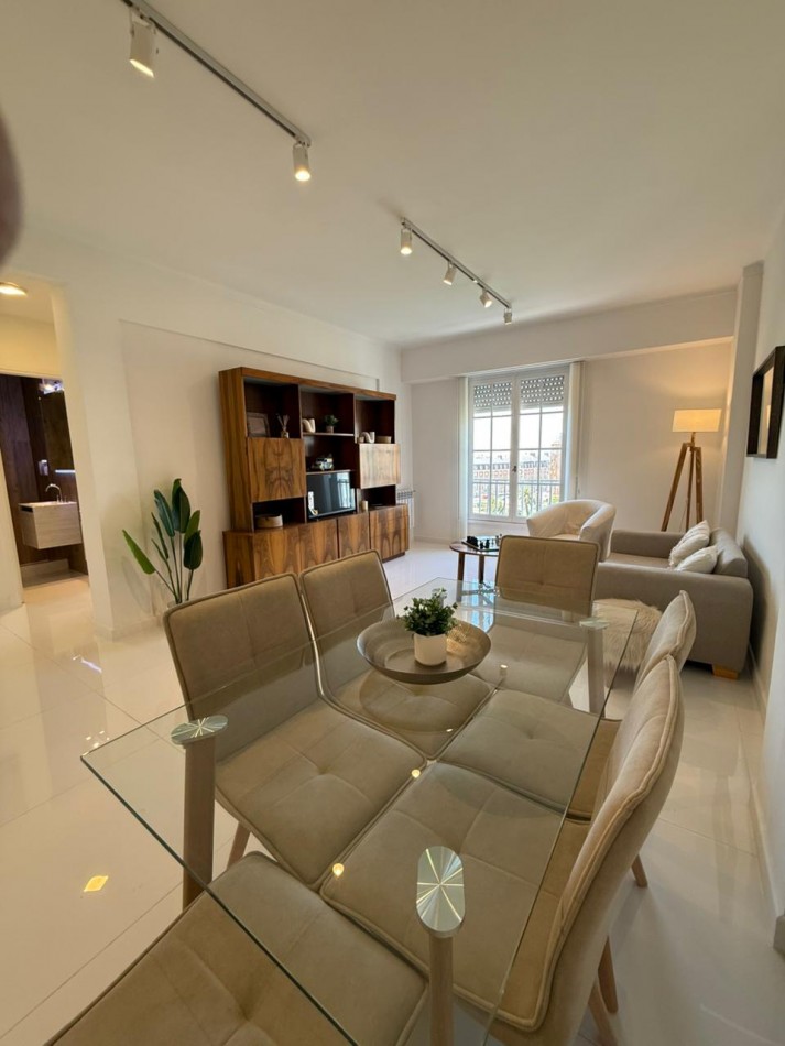 2 amb a la calle, con dependencia! Vista al mar y plaza Colon