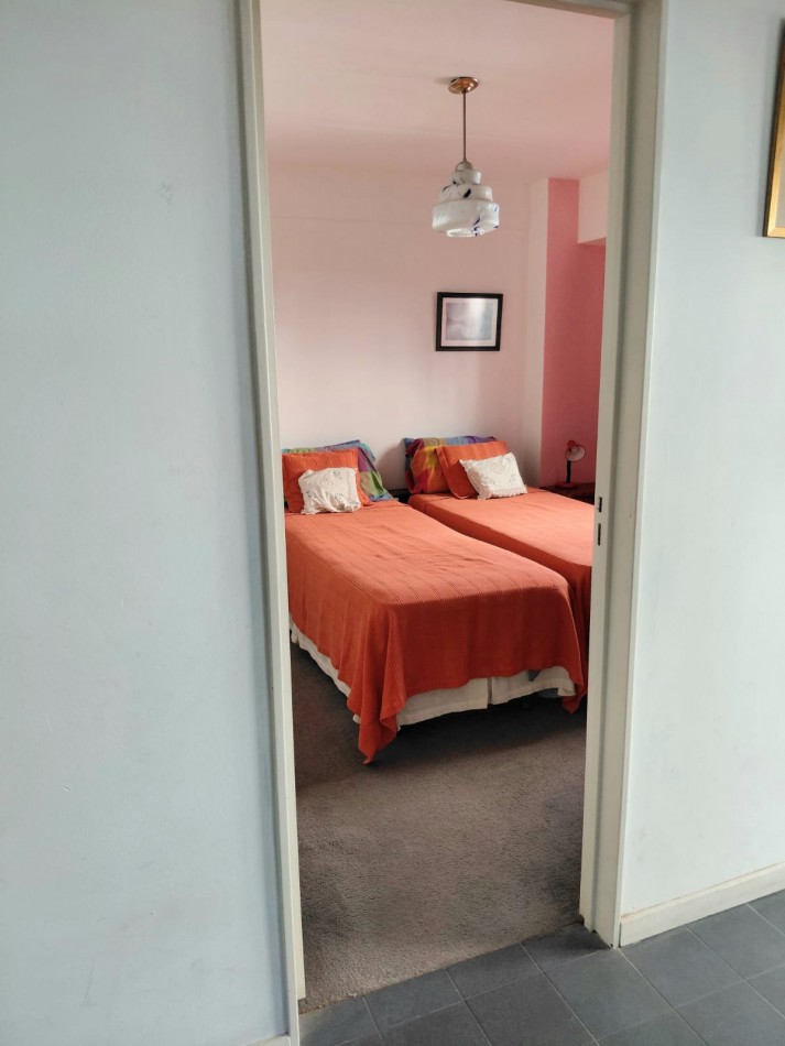 RESERVADO!!!LA PERLA Precioso Dpto. 2 Amb. CON BALCON EN L 