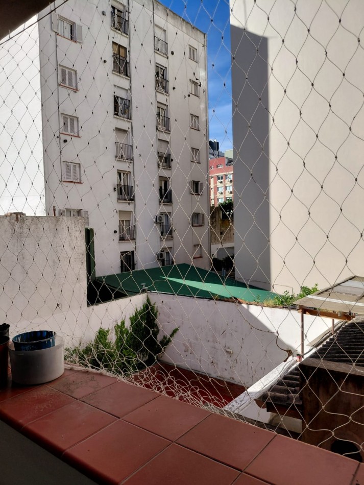 RESERVADO!!!LA PERLA Precioso Dpto. 2 Amb. CON BALCON EN L 