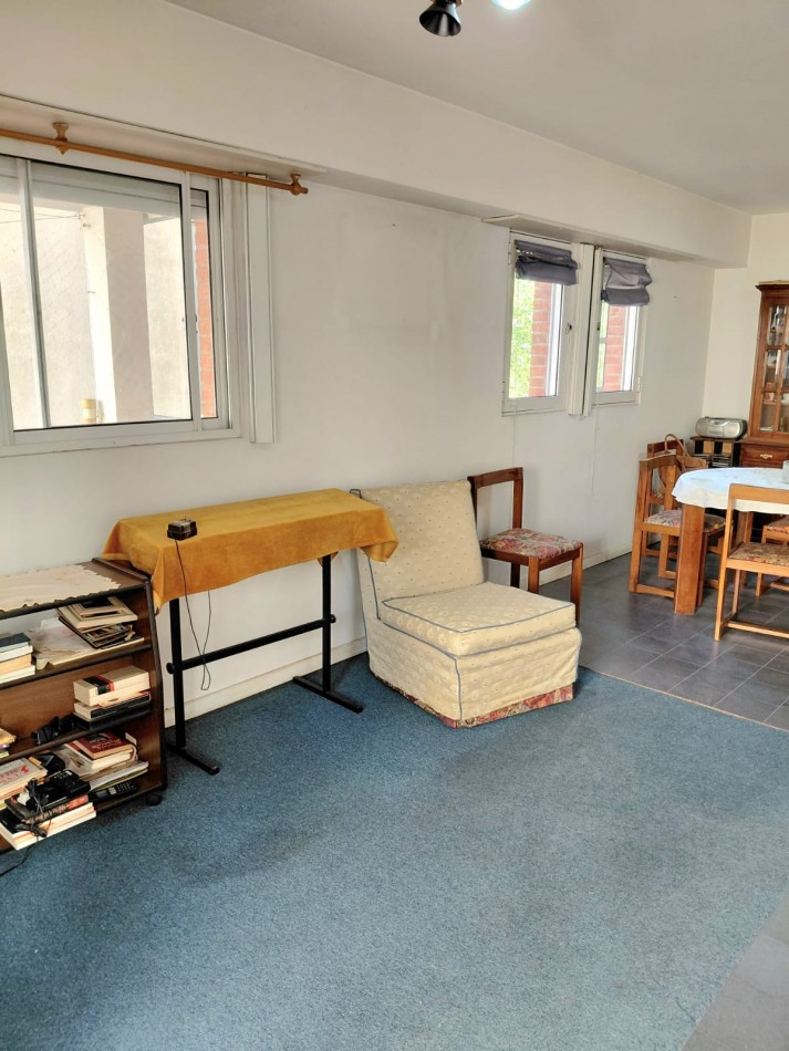 RESERVADO!!!LA PERLA Precioso Dpto. 2 Amb. CON BALCON EN L 