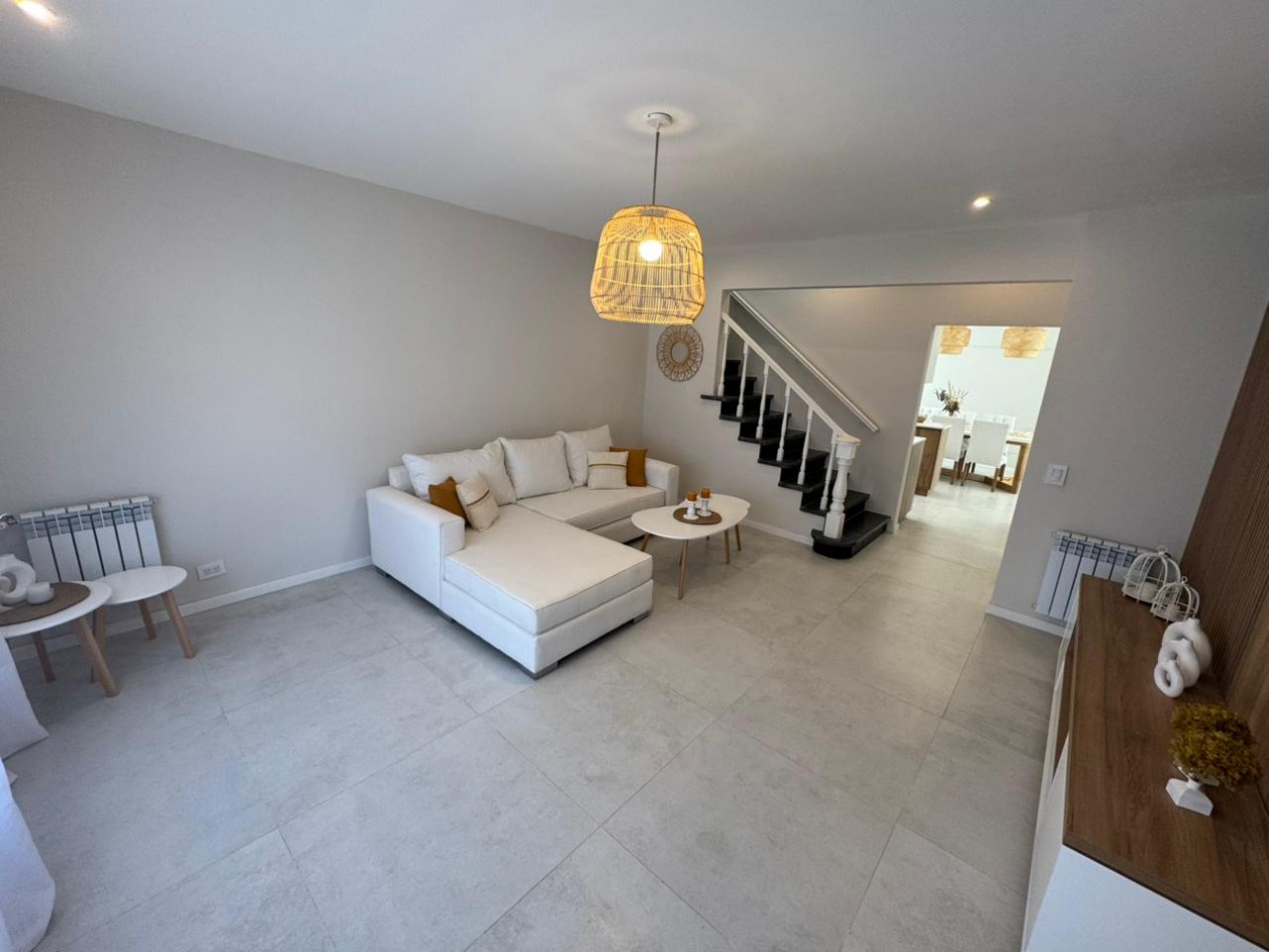 GRAN DEPTO 4 AMB DE 200M2 CON GARAGE! RECICLADO! ZONA ALDREY