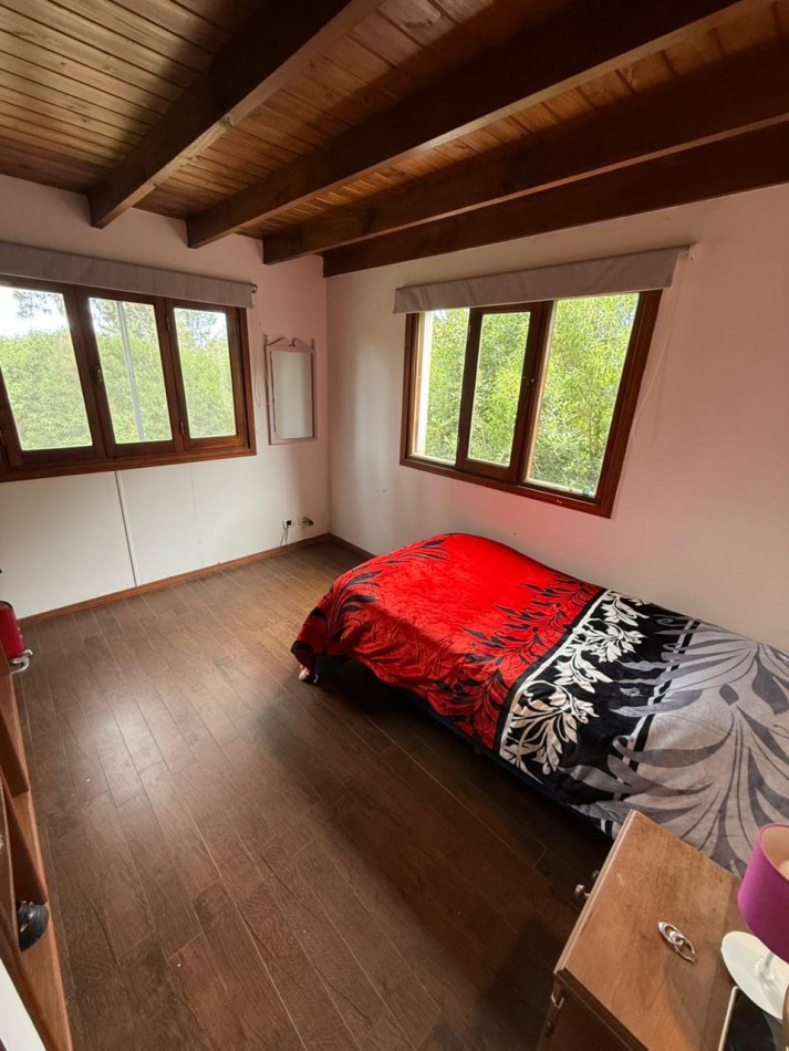 INCREIBLE CHALET 4 AMB CON PISCINA Y QUINCHO EN SIERRA DE LOS PADRES