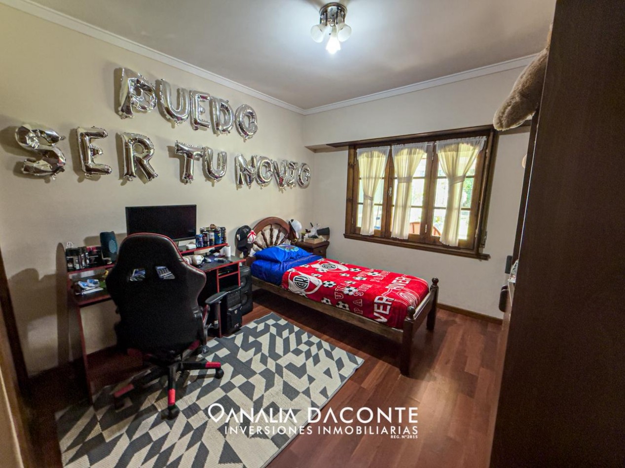 CHALET 5 AMB CON PLAYROOM Y PARQUE, EN LO MEJOR DE PARQUE LURO! 