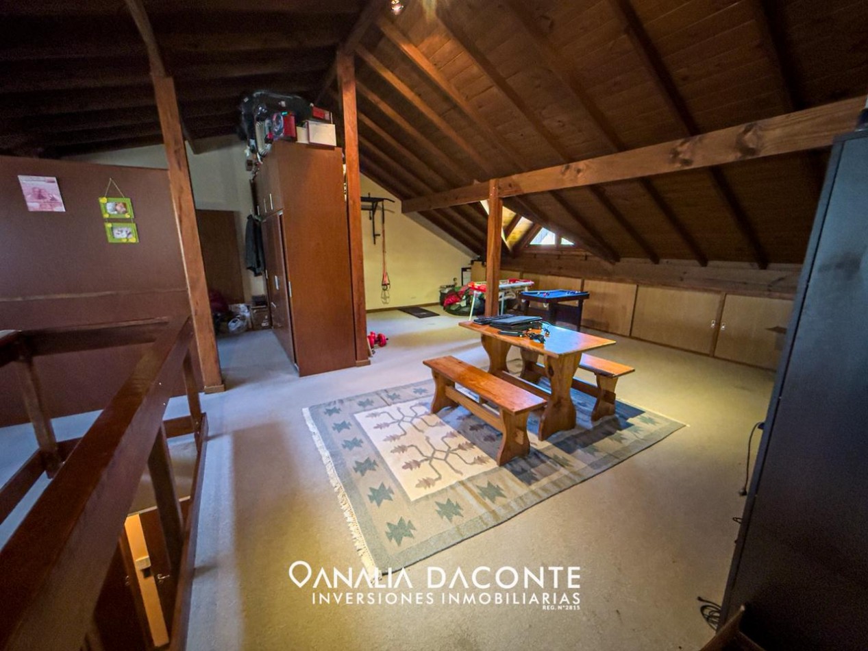 CHALET 5 AMB CON PLAYROOM Y PARQUE, EN LO MEJOR DE PARQUE LURO! 