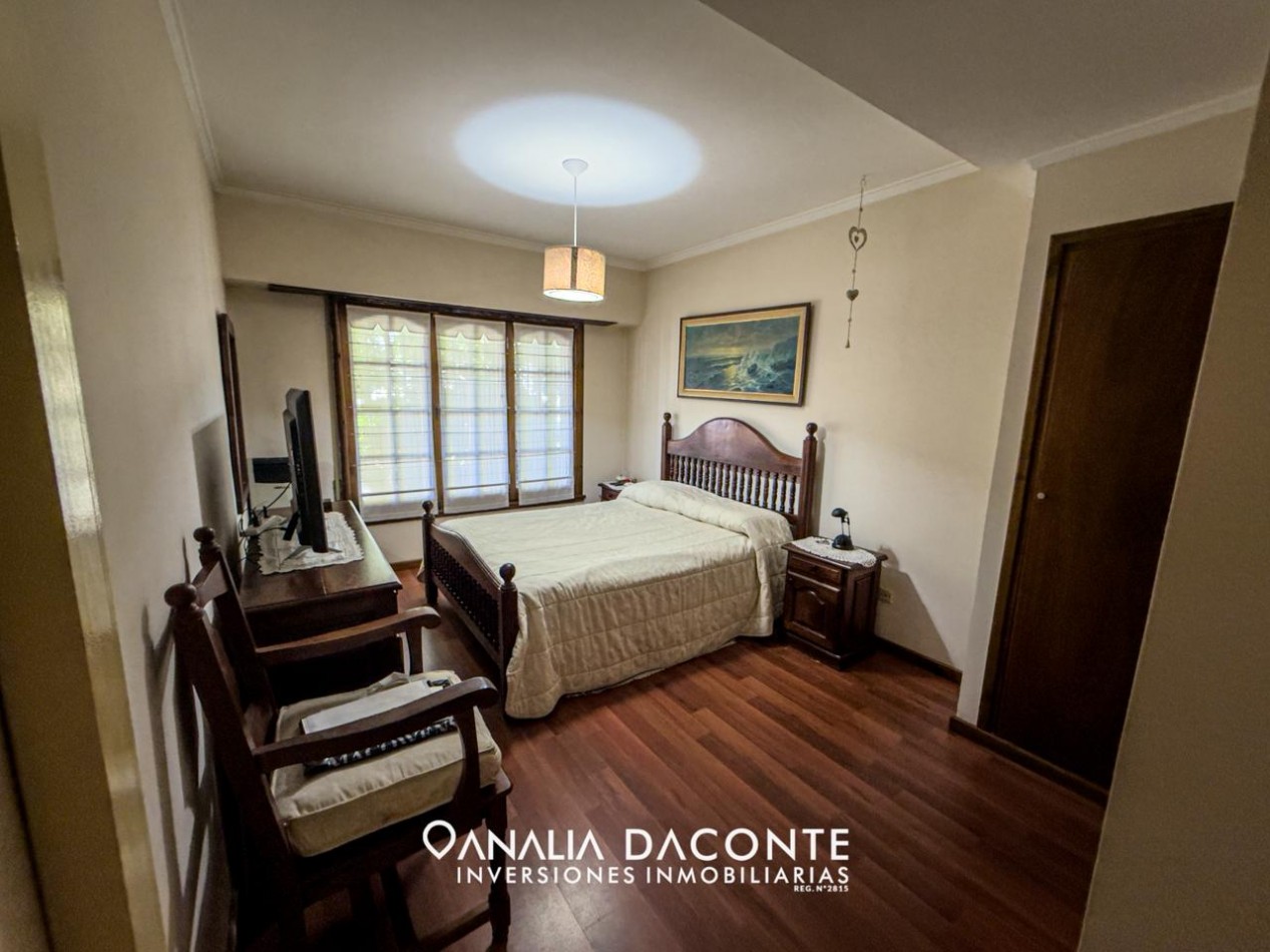 CHALET 5 AMB CON PLAYROOM Y PARQUE, EN LO MEJOR DE PARQUE LURO! 