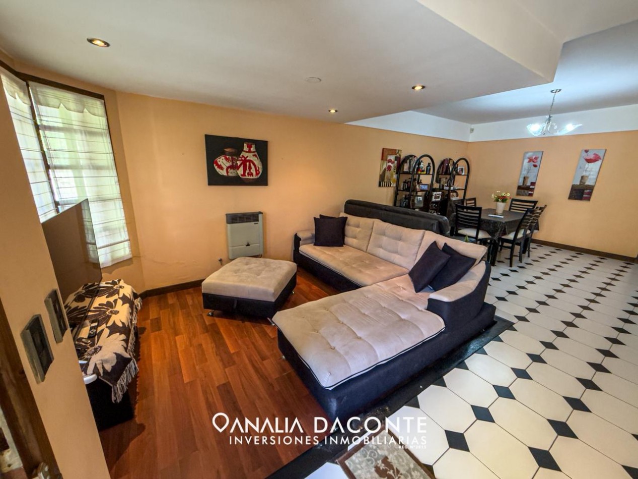 CHALET 5 AMB CON PLAYROOM Y PARQUE, EN LO MEJOR DE PARQUE LURO! 