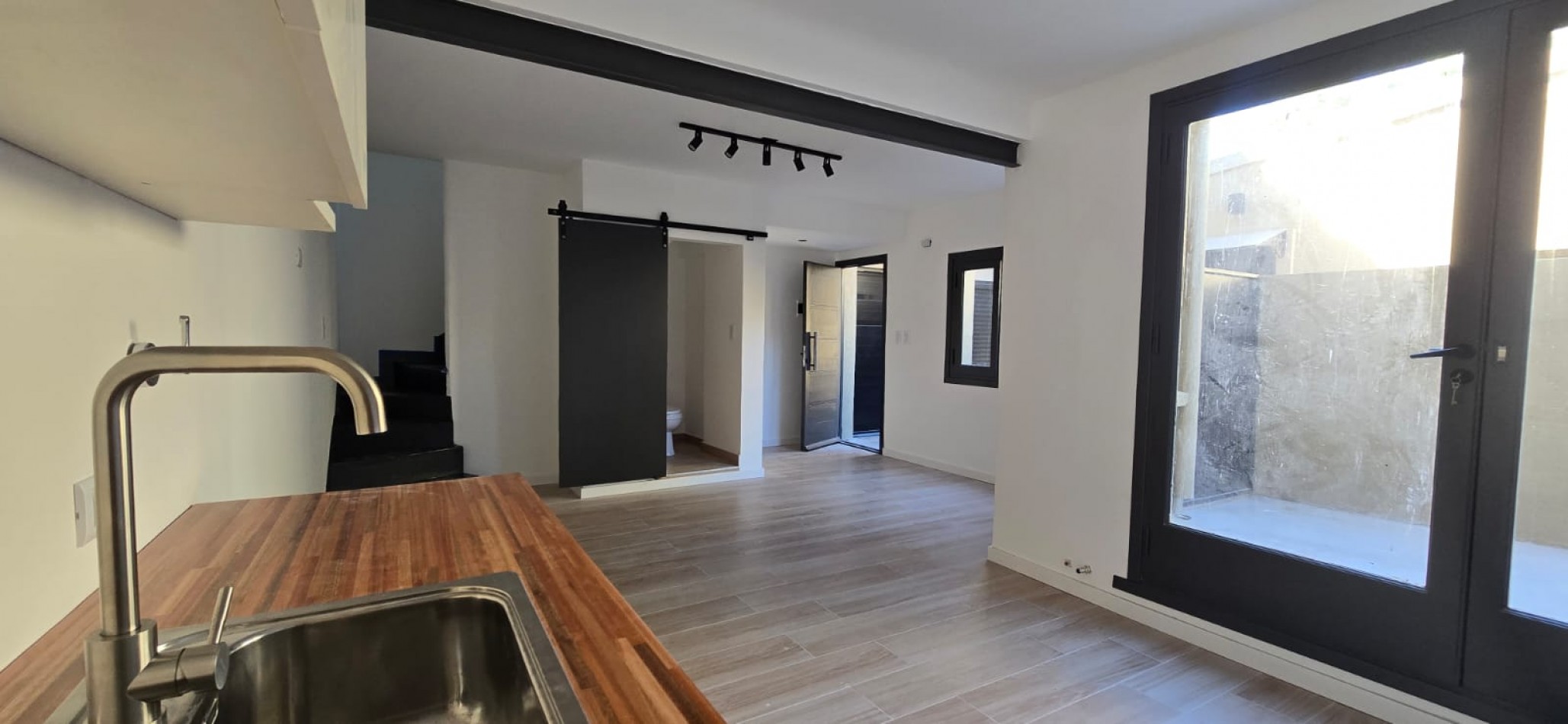 CHALET 3 AMB EN PH CON TERRAZA Y PATIO PRIVADO! NUEVA POMPEYA