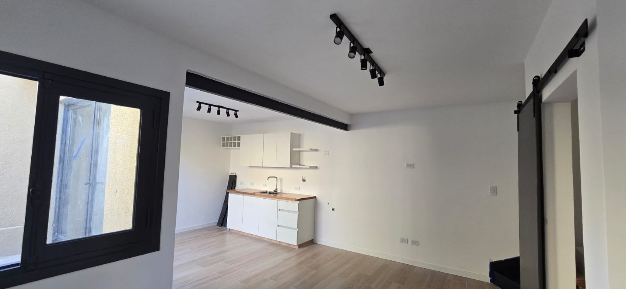 CHALET 3 AMB EN PH CON TERRAZA Y PATIO PRIVADO! NUEVA POMPEYA