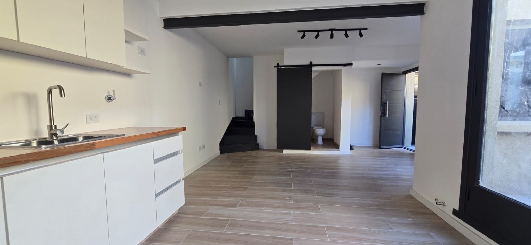 CHALET 3 AMB EN PH CON TERRAZA Y PATIO PRIVADO! NUEVA POMPEYA