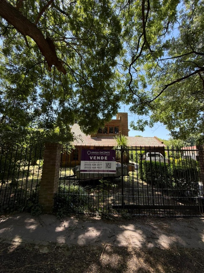 CHALET 4 AMB A RECICLAR CON QUINCHO Y GRAN PARQUE! EL GROSELLAR