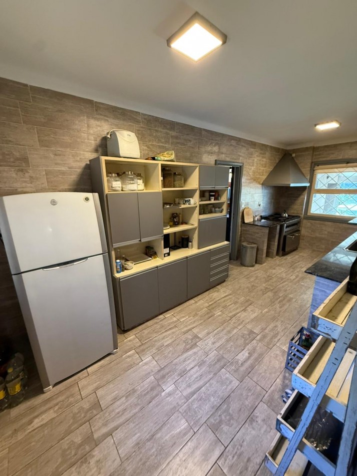 Importante chalet 4 amb en Villa Primera