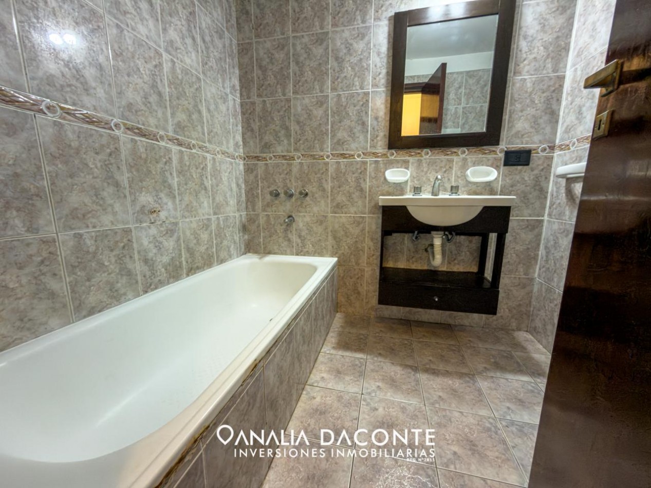  Bajo su valor!! Chalet 4 amb con jardin y garage en San Jeronimo