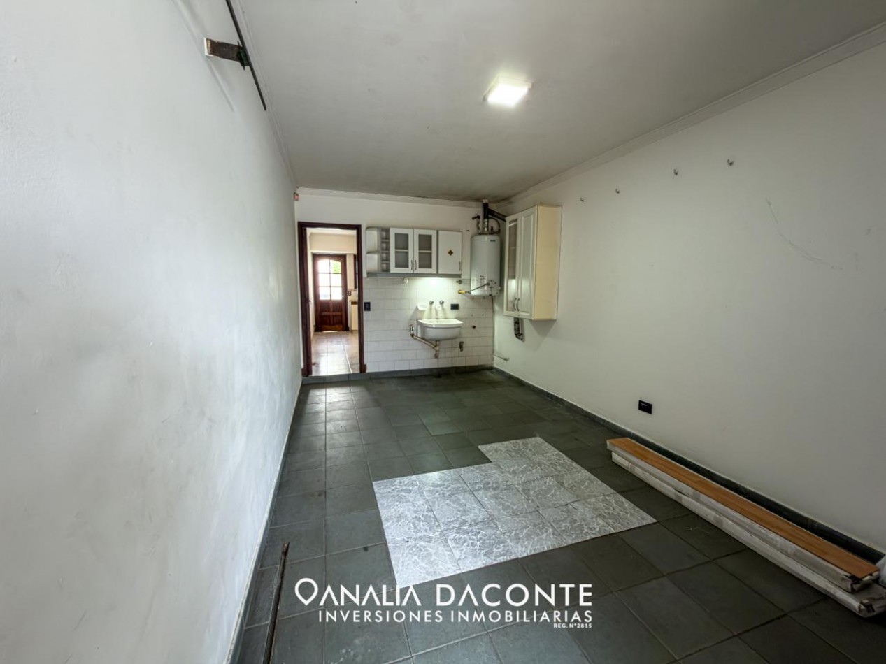  Bajo su valor!! Chalet 4 amb con jardin y garage en San Jeronimo