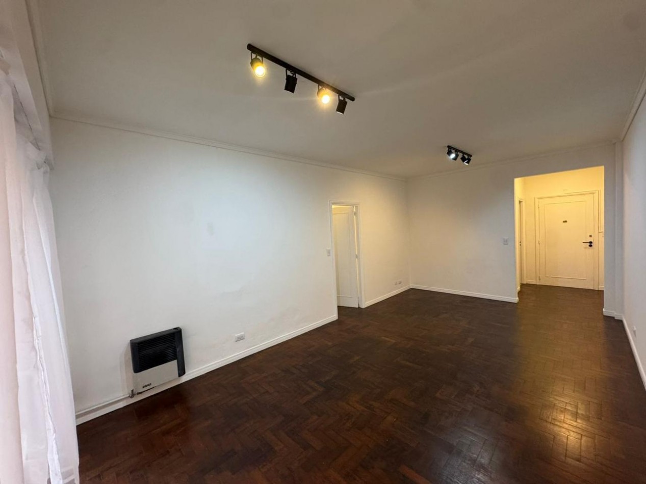 DEPTO 3 AMB + DEPENDENCIA! PLAZA COLON