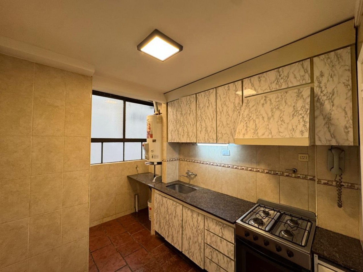 DEPTO 3 AMB + DEPENDENCIA! PLAZA COLON