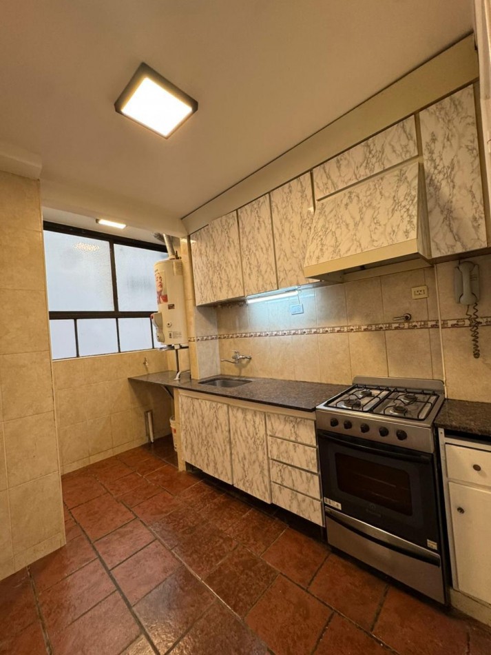 DEPTO 3 AMB + DEPENDENCIA! PLAZA COLON