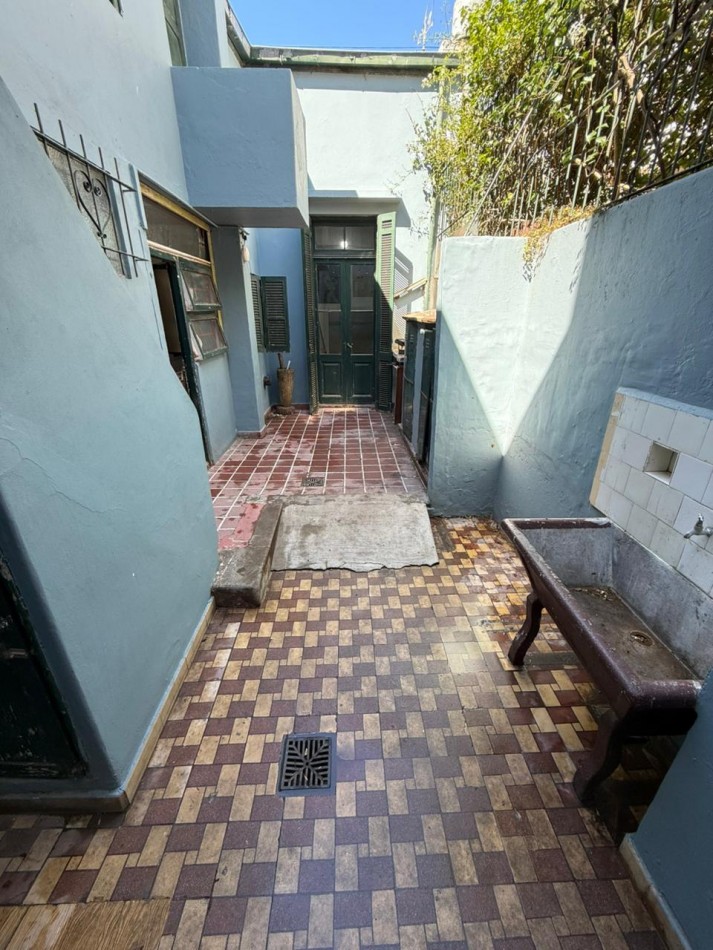 DOS VIVIENDAS EN BLOCK! ZONA FERROAUTOMORA!